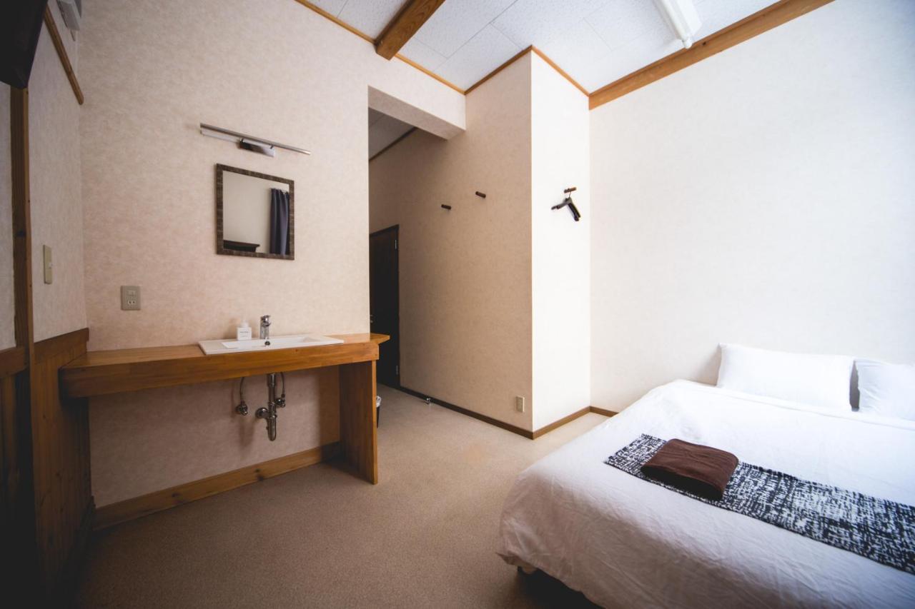 Hakuba Cortina Lodge Otari Екстериор снимка