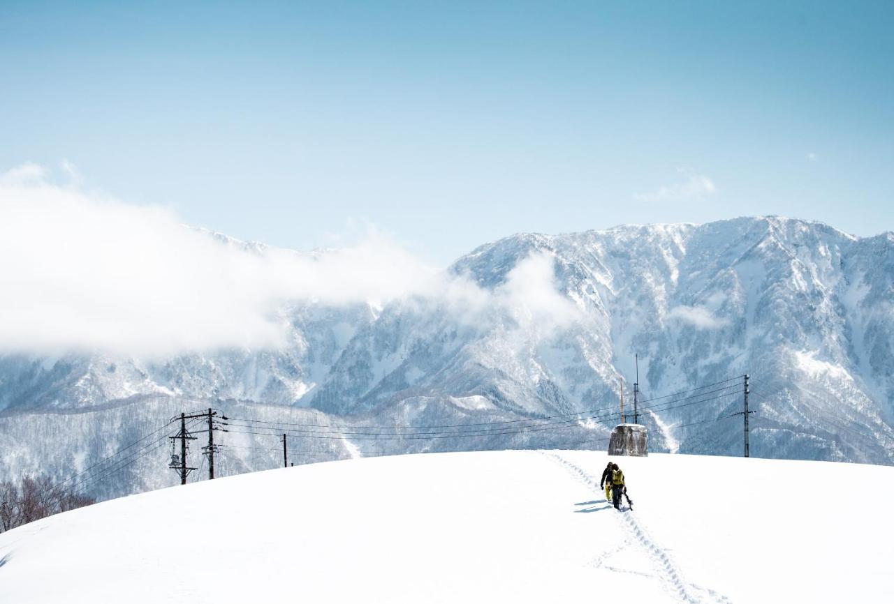 Hakuba Cortina Lodge Otari Екстериор снимка